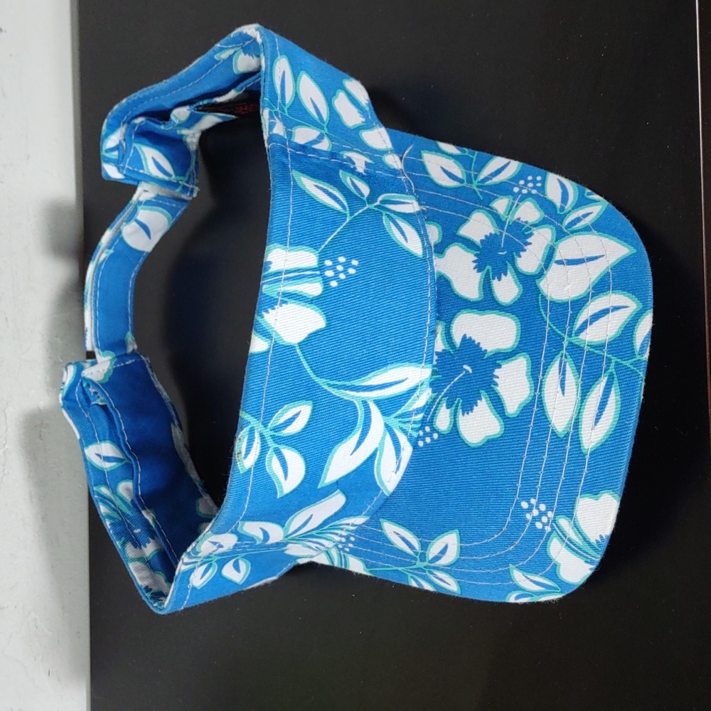 Malabar Bay Tropical Floral Print Sun Visor Cap
